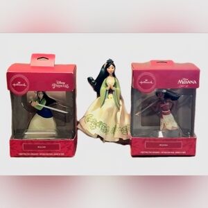 Hallmark/Disney Princesses Ornament Lot